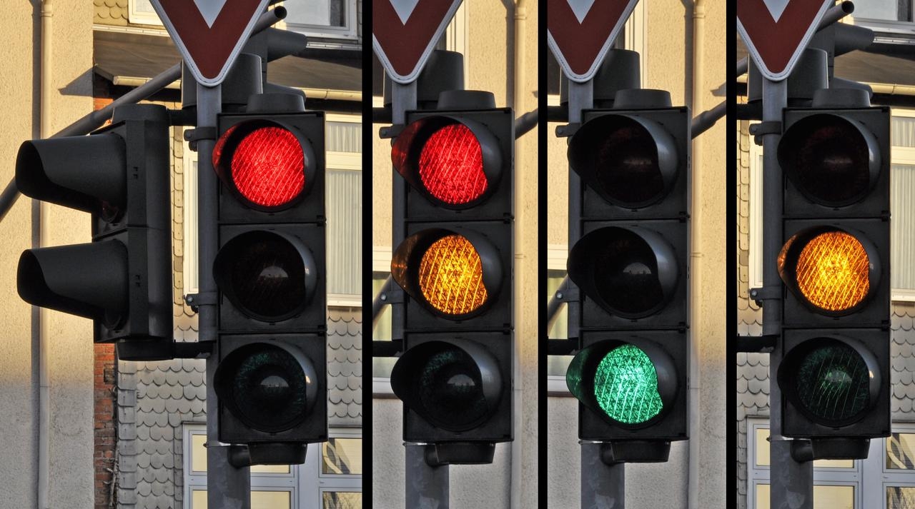 API gateway = traffic light